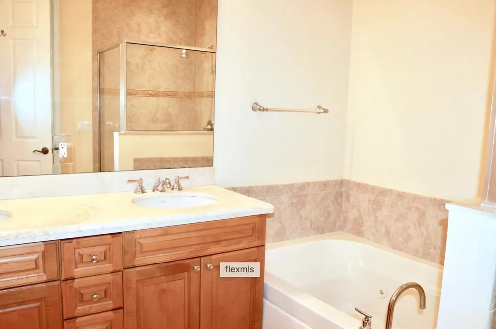 3042 WATERSIDE CIRCLE Boynton Beach, FL 33435