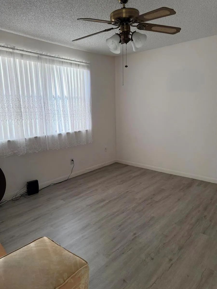 10442 Sunrise Lakes Boulevard #210 Sunrise, FL 33322