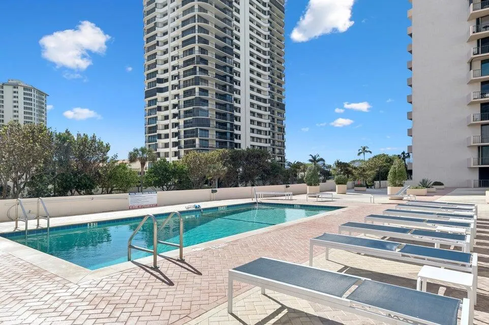 4200 Ocean #2-406 Singer Island, FL 33404