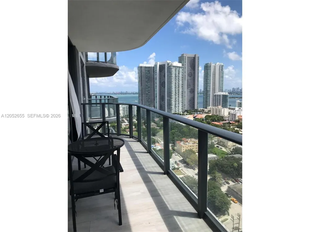 121 NE 34th St #2603 Miami, FL 33137