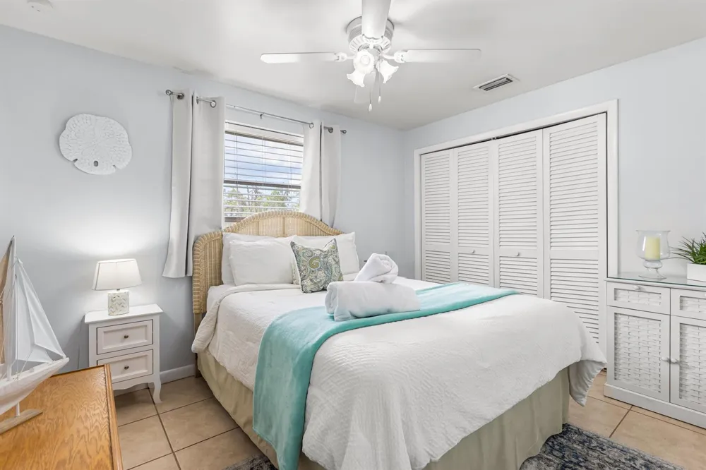 2191 Thomasson Drive Naples, FL 34112