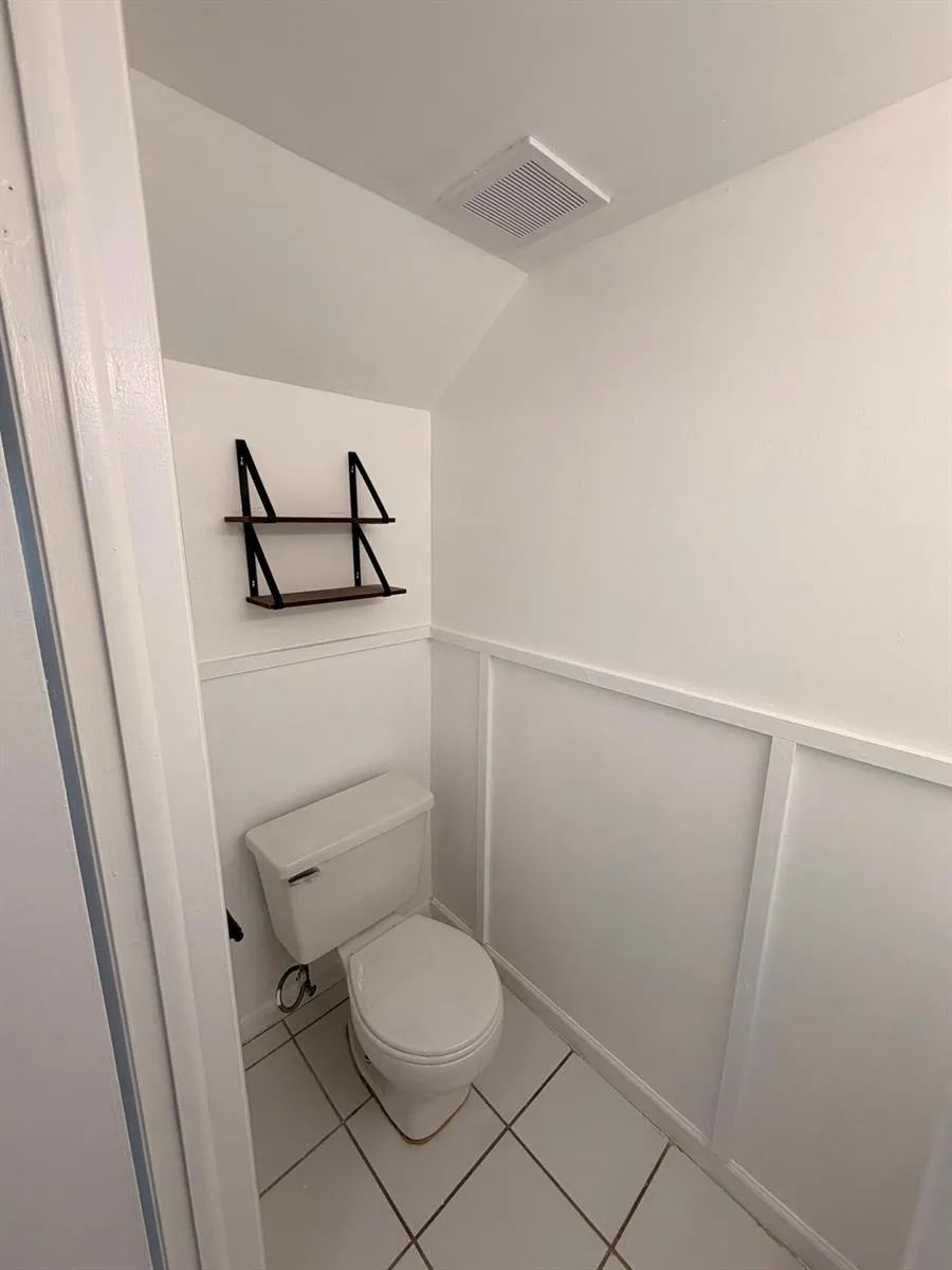 9825 NW 37th Street #5F Sunrise, FL 33351