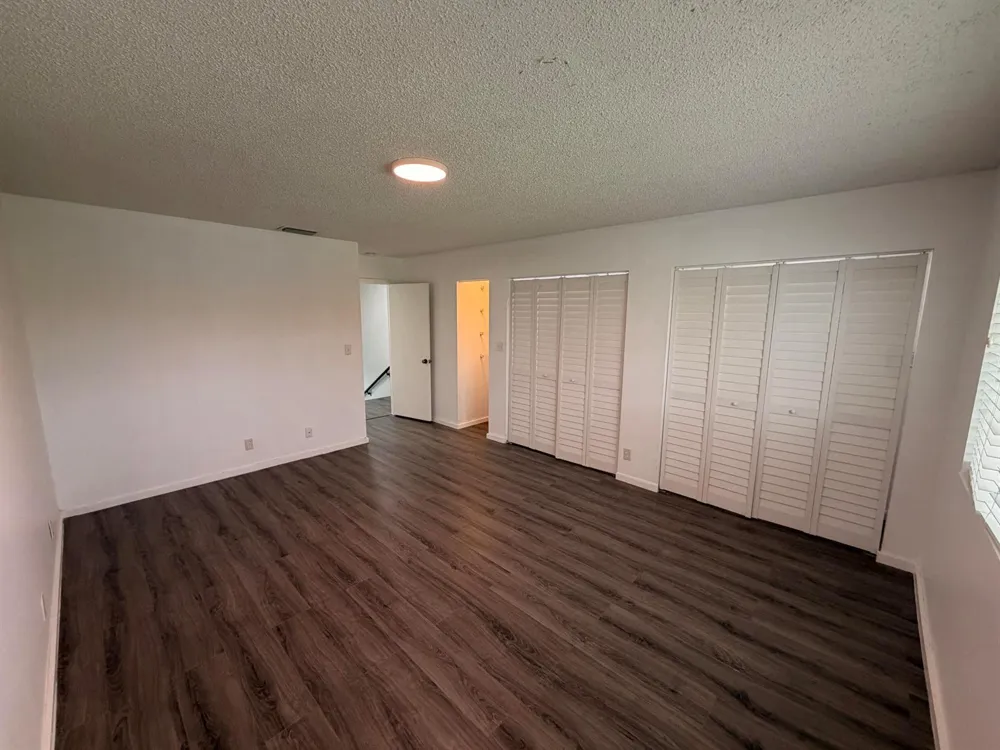 9825 NW 37th Street #5F Sunrise, FL 33351