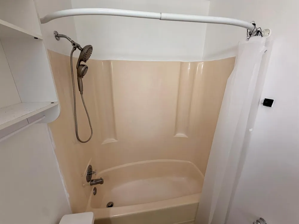 9825 NW 37th Street #5F Sunrise, FL 33351