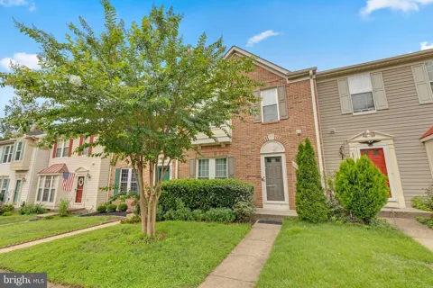 6880 RIDGE WATER COURT