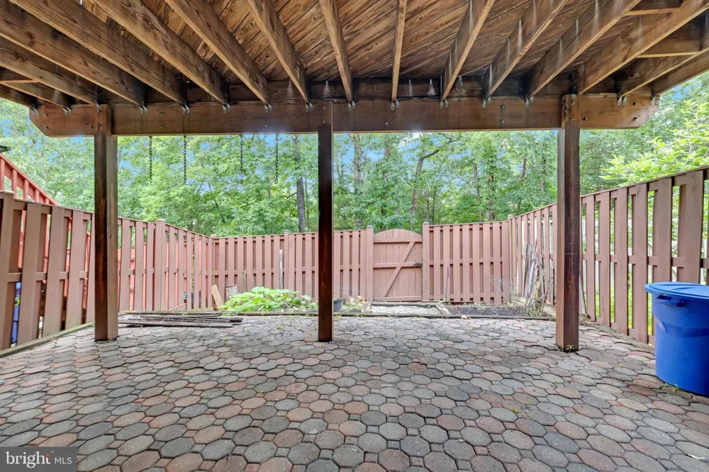 6880 RIDGE WATER COURT Centreville, VA 20121