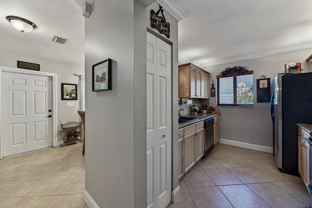2130 NE 9th Avenue Wilton Manors, FL 33305
