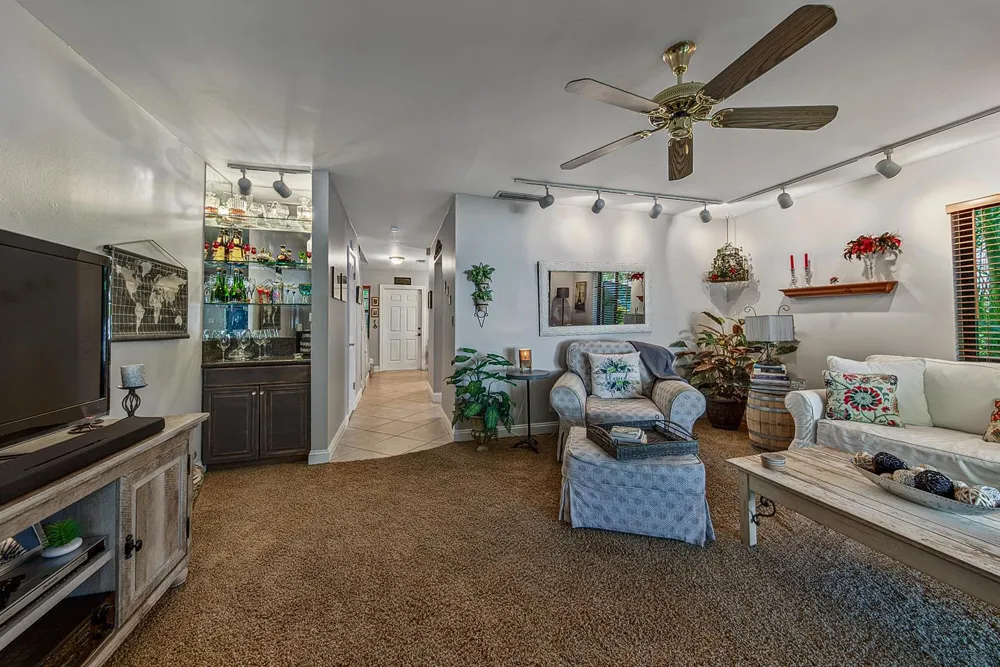 2130 NE 9th Avenue Wilton Manors, FL 33305