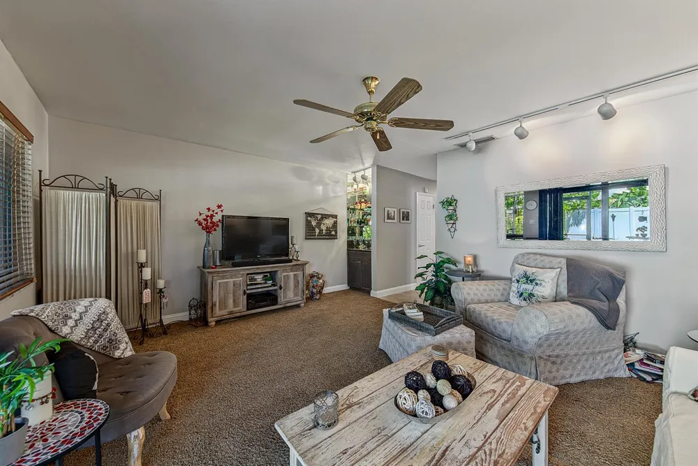2130 NE 9th Avenue Wilton Manors, FL 33305