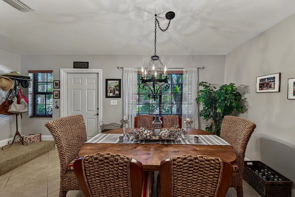 2130 NE 9th Avenue Wilton Manors, FL 33305