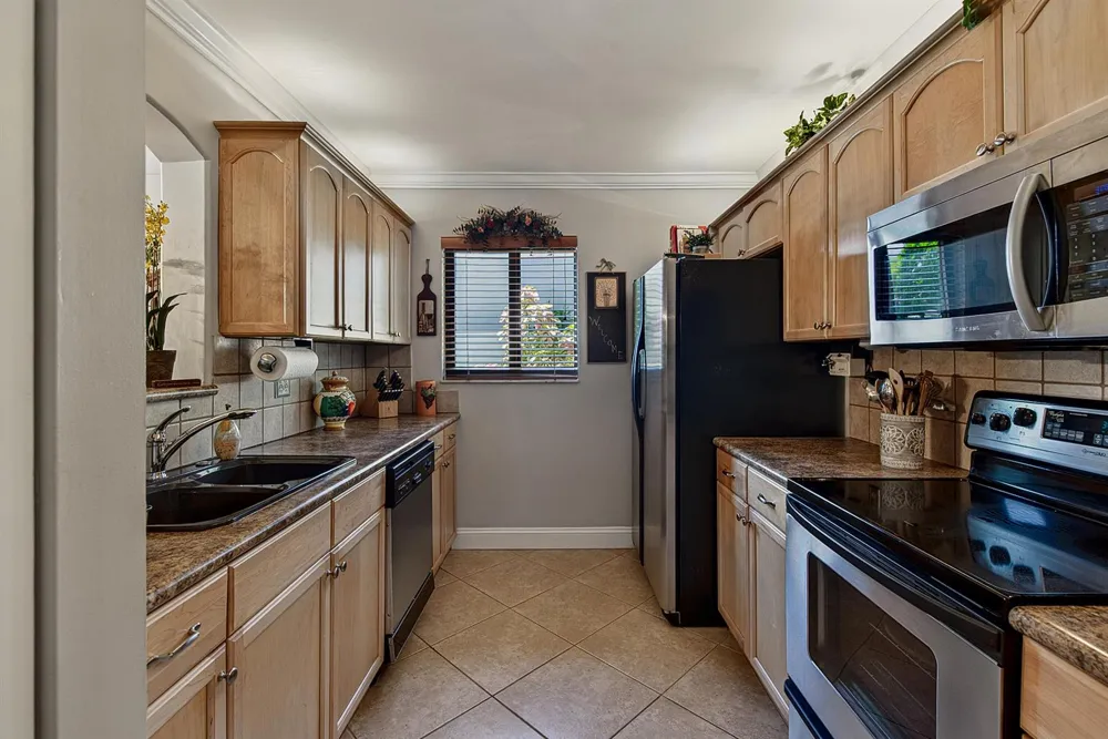 2130 NE 9th Avenue Wilton Manors, FL 33305