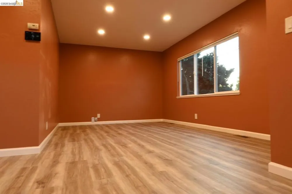 1316 Russell Street Berkeley, CA 94702