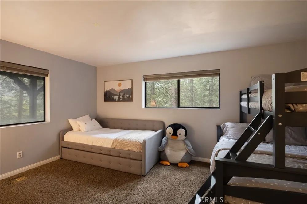 26645 Lake Forest Twin Peaks, CA 92391
