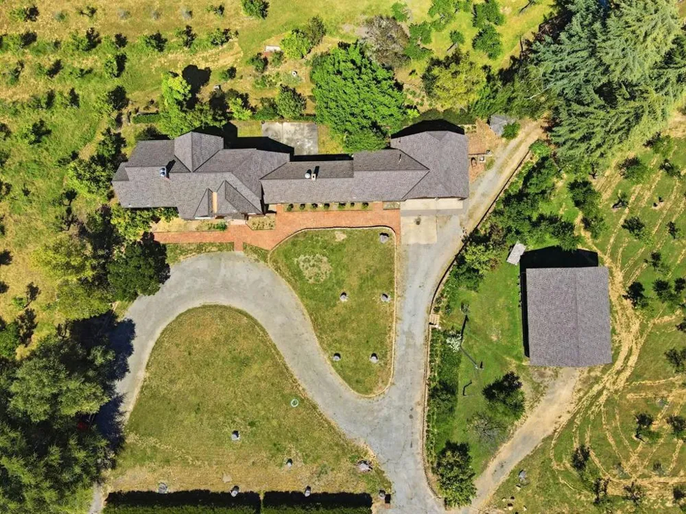24580 Loma Prieta Avenue Los Gatos, CA 95033