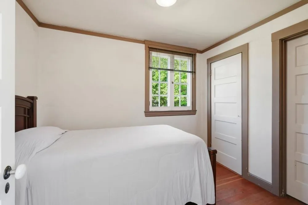 24580 Loma Prieta Avenue Los Gatos, CA 95033