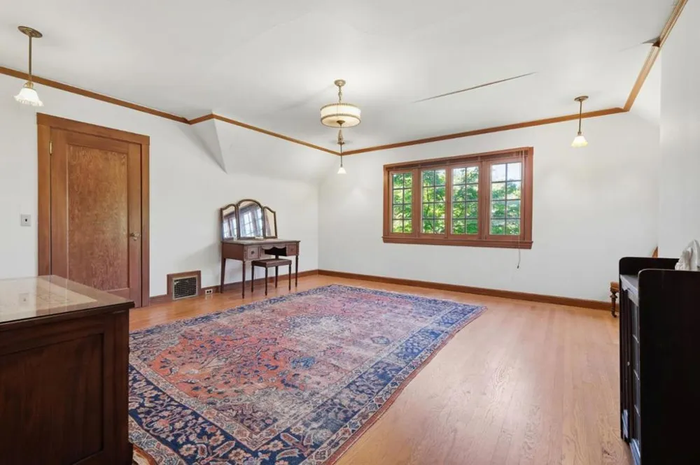 24580 Loma Prieta Avenue Los Gatos, CA 95033