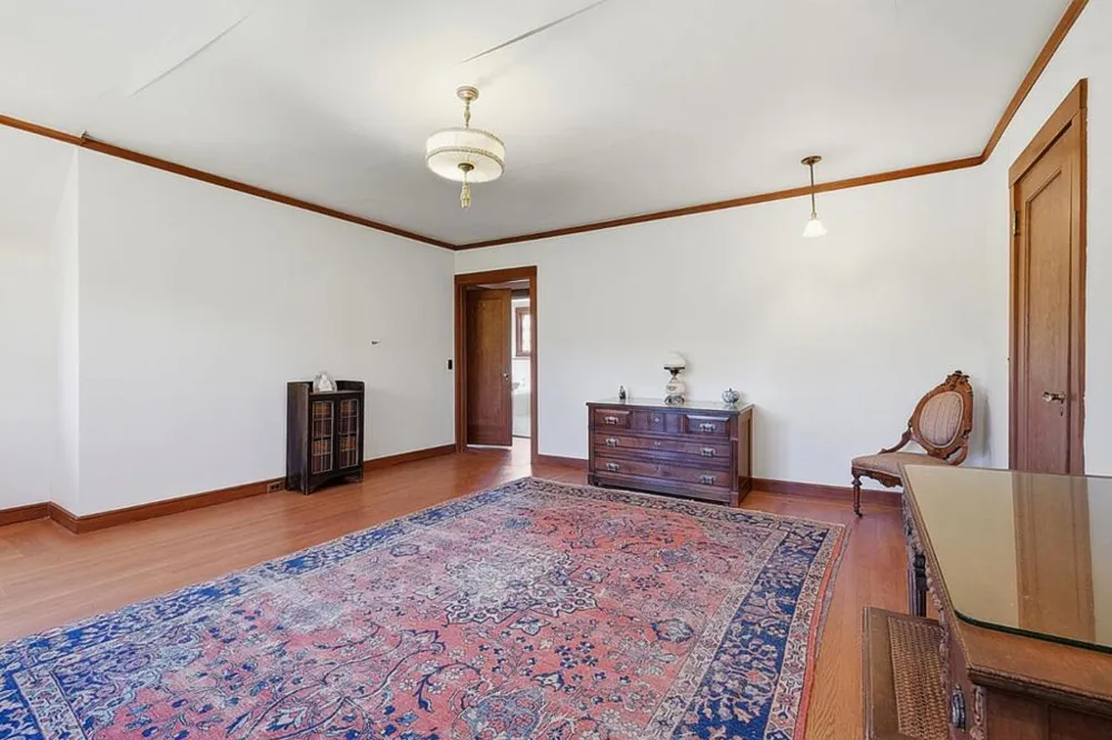 24580 Loma Prieta Avenue Los Gatos, CA 95033