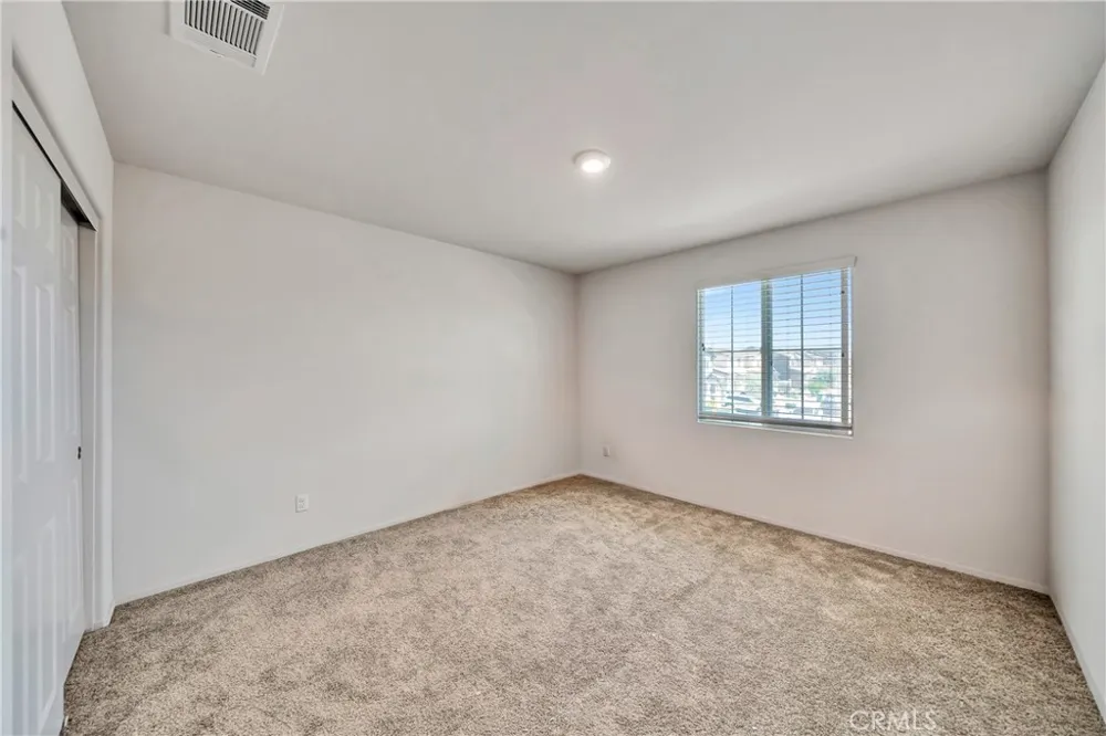 37921 Avenida De Diego Palmdale, CA 93552