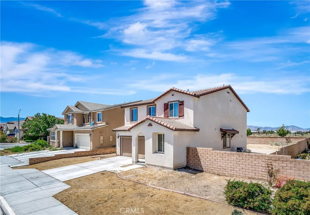 37921 Avenida De Diego Palmdale, CA 93552