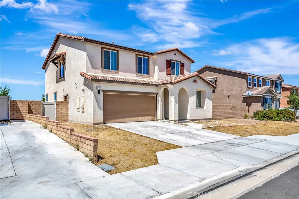 37921 Avenida De Diego Palmdale, CA 93552