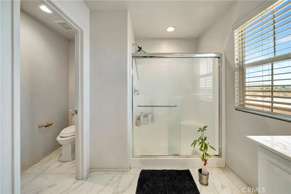 37921 Avenida De Diego Palmdale, CA 93552