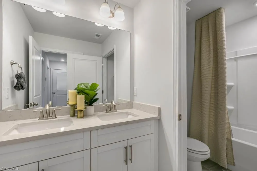 111 Silverpine Way Bermuda Run, NC 27006