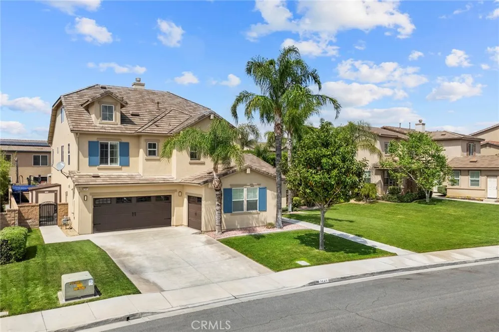 7547 Soaring Bird Court Eastvale, CA 92880