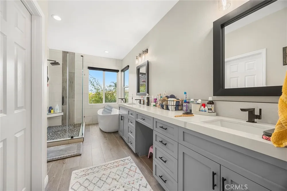 7547 Soaring Bird Court Eastvale, CA 92880