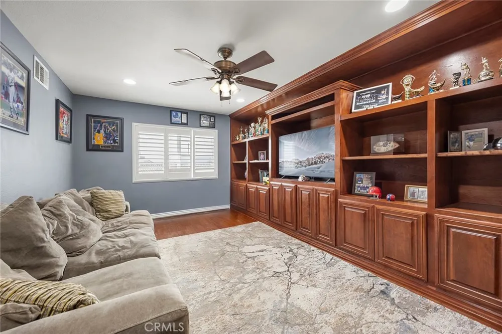 7547 Soaring Bird Court Eastvale, CA 92880