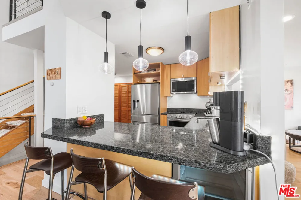 6415 Pacific Avenue #C Playa del Rey, CA 90293