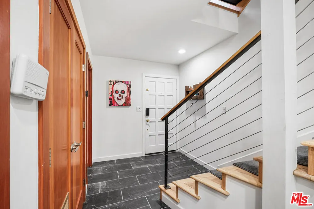 6415 Pacific Avenue #C Playa del Rey, CA 90293