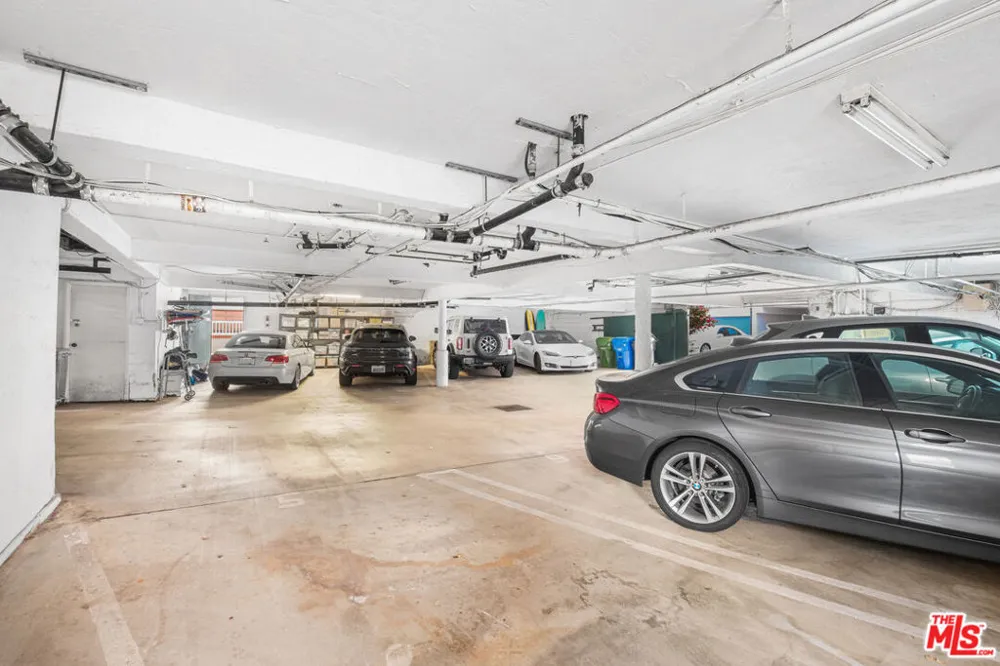 6415 Pacific Avenue #C Playa del Rey, CA 90293