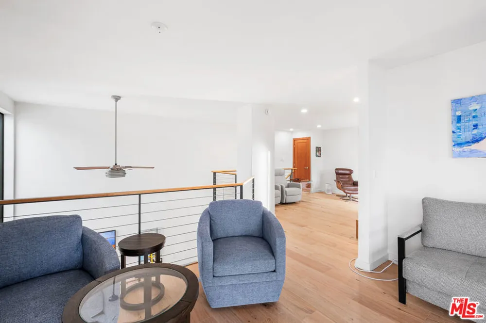 6415 Pacific Avenue #C Playa del Rey, CA 90293
