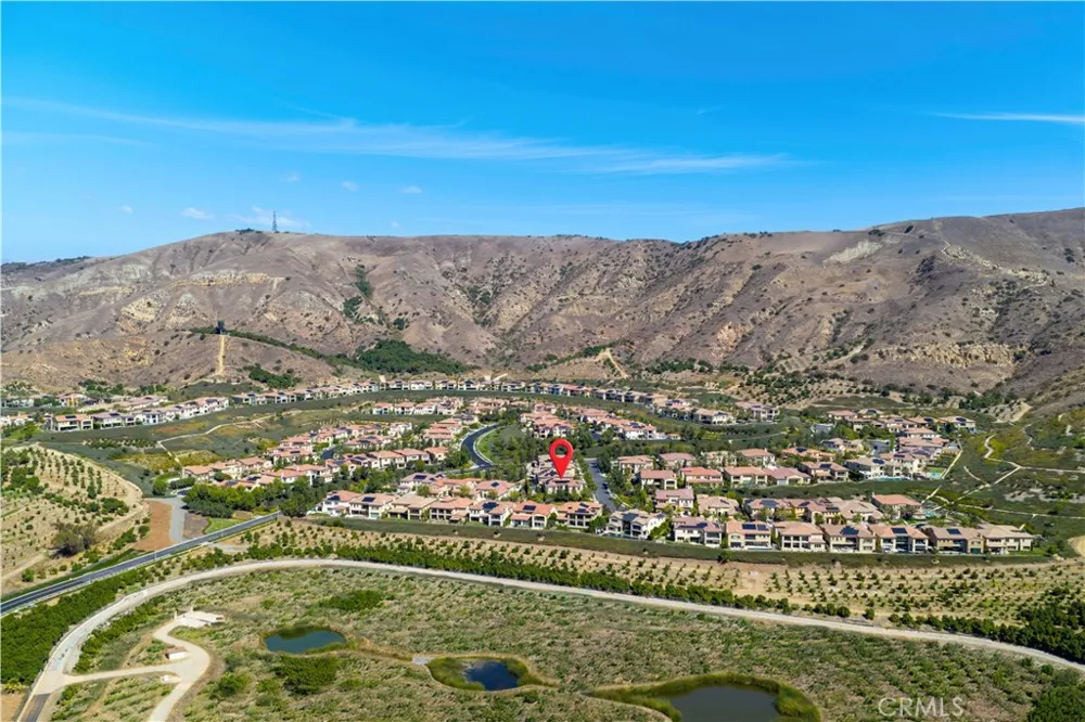 116 Knob Creek Irvine, CA 92602