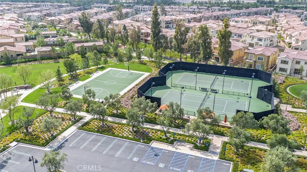 116 Knob Creek Irvine, CA 92602