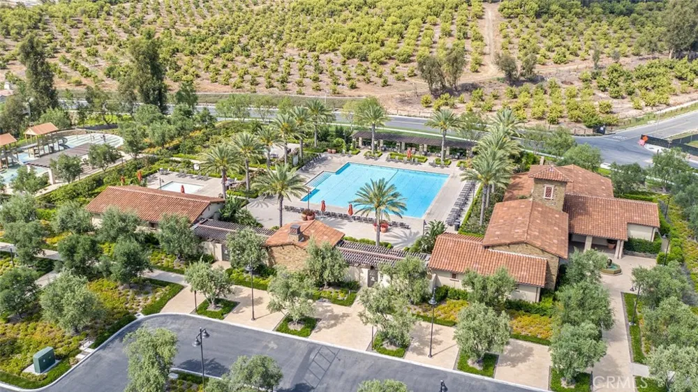 116 Knob Creek Irvine, CA 92602