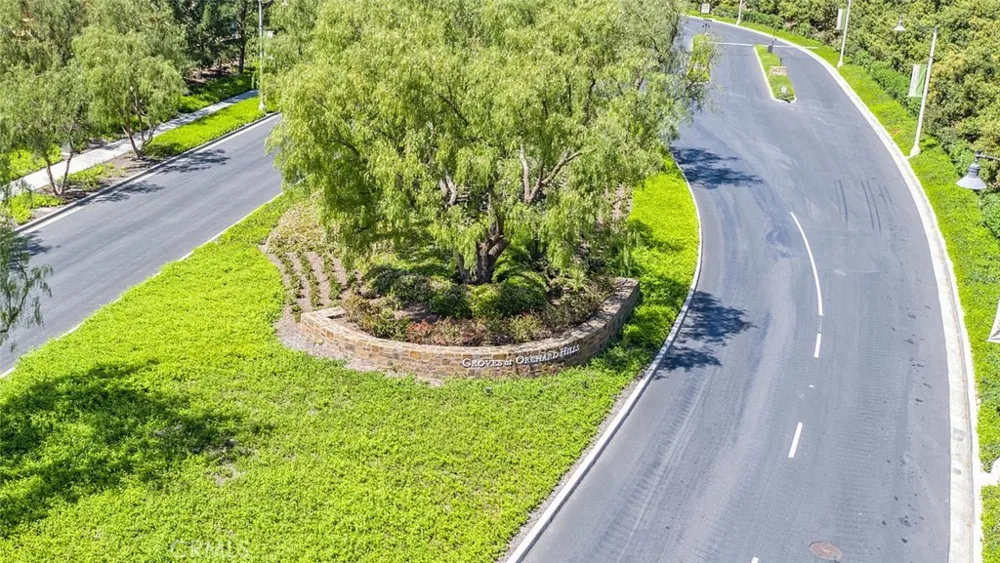 116 Knob Creek Irvine, CA 92602