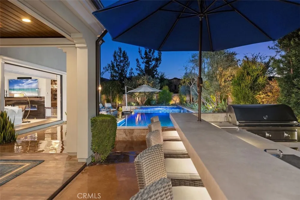 116 Knob Creek Irvine, CA 92602