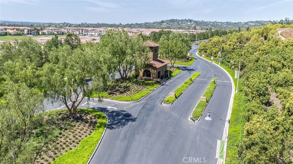 116 Knob Creek Irvine, CA 92602