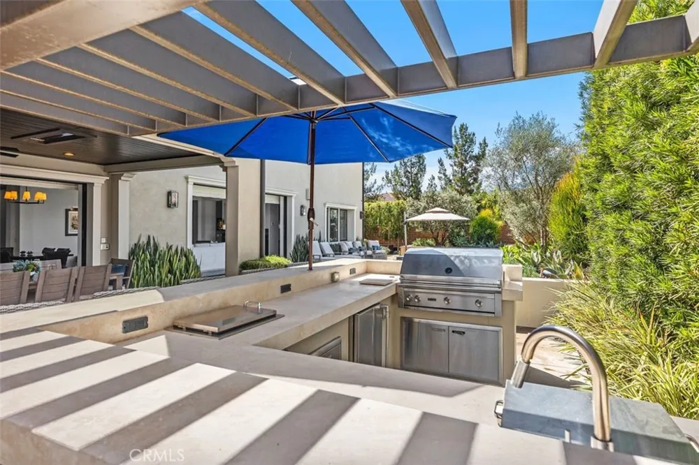 116 Knob Creek Irvine, CA 92602