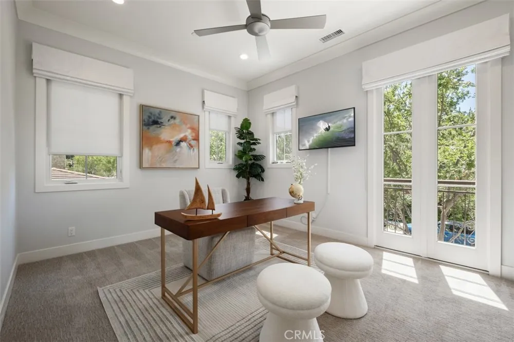 116 Knob Creek Irvine, CA 92602