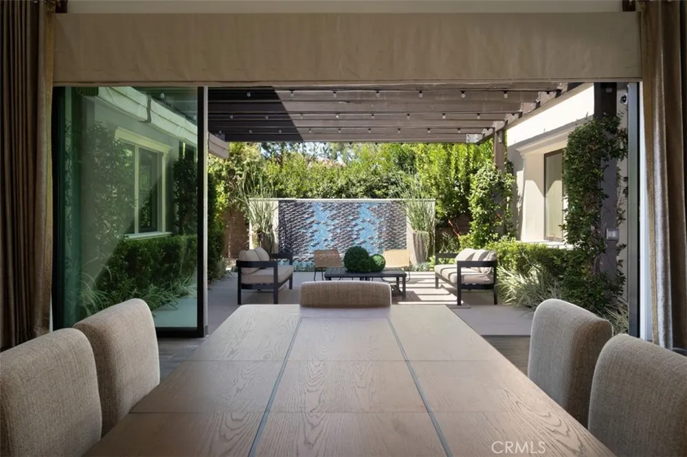 116 Knob Creek Irvine, CA 92602