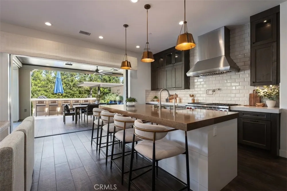 116 Knob Creek Irvine, CA 92602