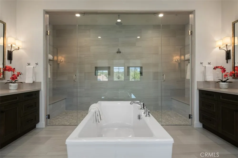 116 Knob Creek Irvine, CA 92602