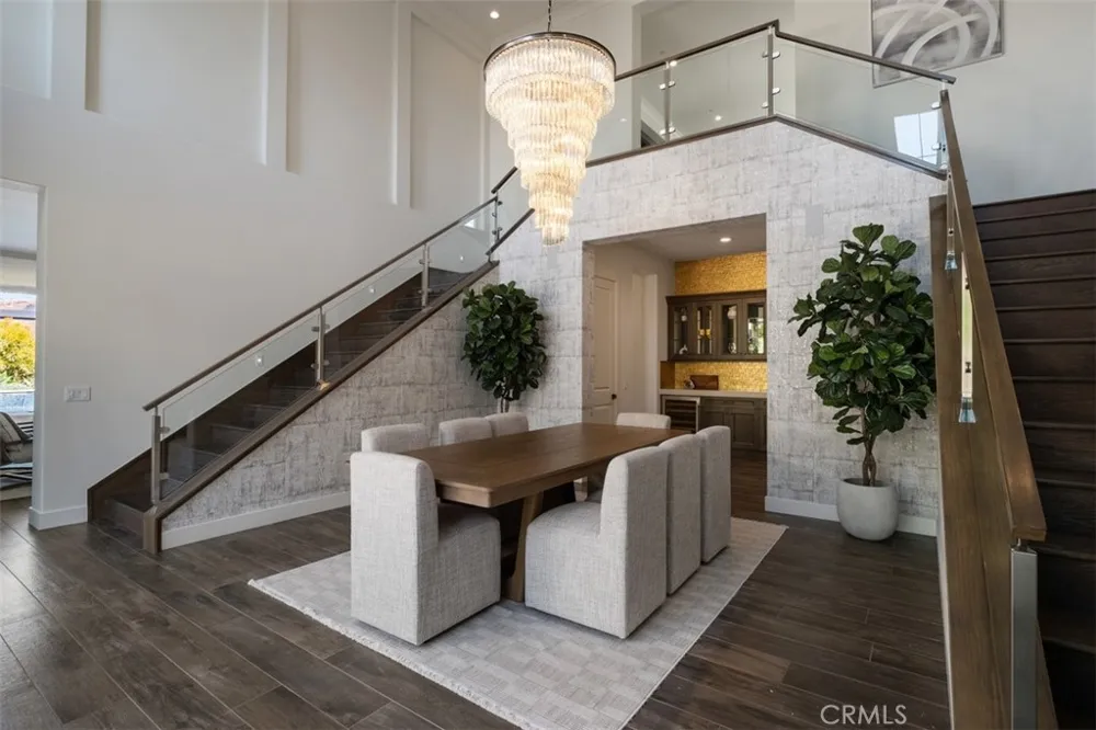 116 Knob Creek Irvine, CA 92602