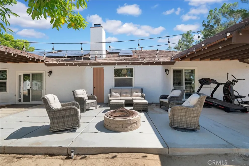 15908 Acoma Road Apple Valley, CA 92307