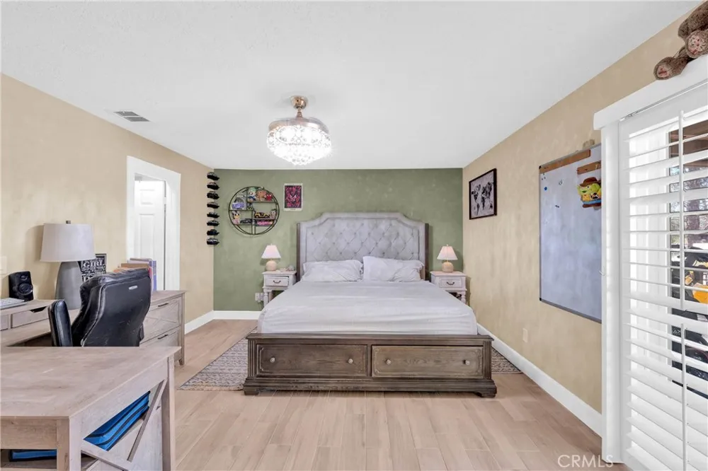 15908 Acoma Road Apple Valley, CA 92307