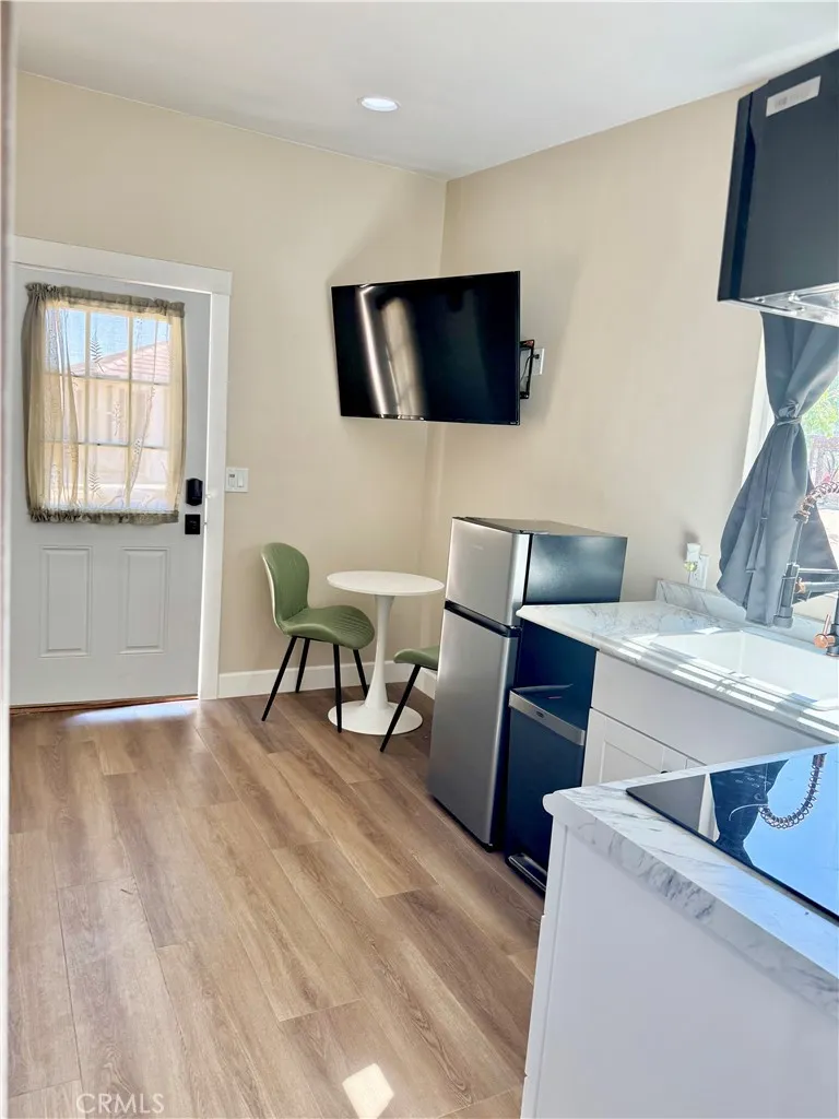 15908 Acoma Road Apple Valley, CA 92307