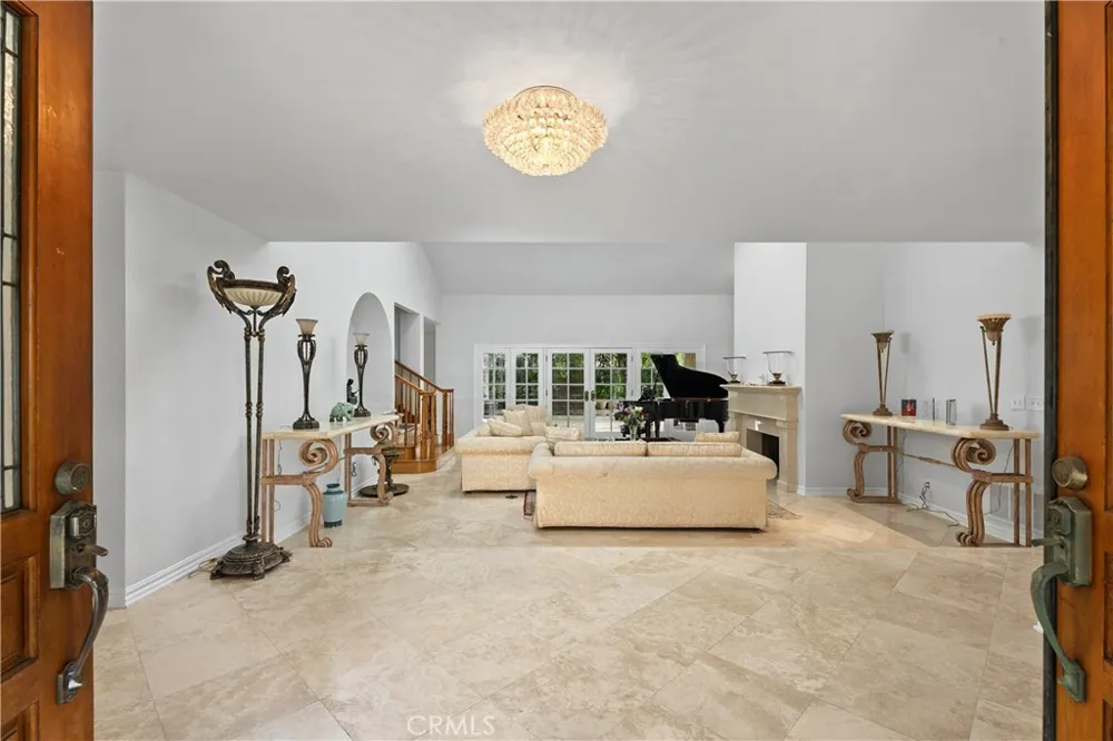 10371 Balliet Drive Villa Park, CA 92861