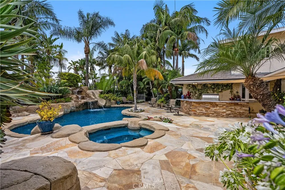 10371 Balliet Drive Villa Park, CA 92861